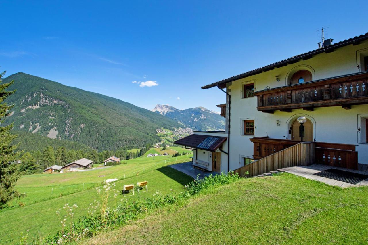 Ferienwohnung Chalet Alpina St. Ulrich in Gröden Exterior foto